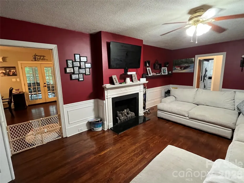 202 Pine Street Biscoe NC 27209