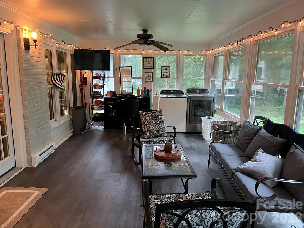 202 Pine Street Biscoe NC 27209