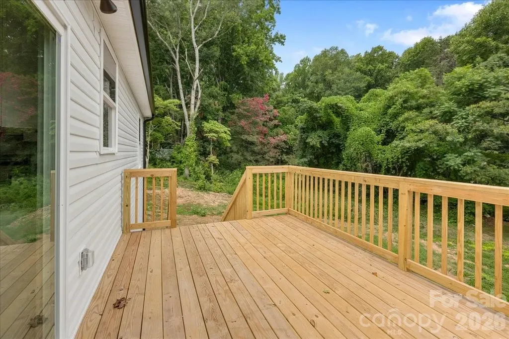 126 Aspen Street Yadkinville NC 27055