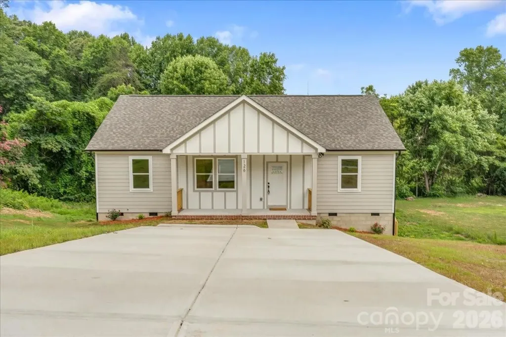 126 Aspen Street Yadkinville NC 27055