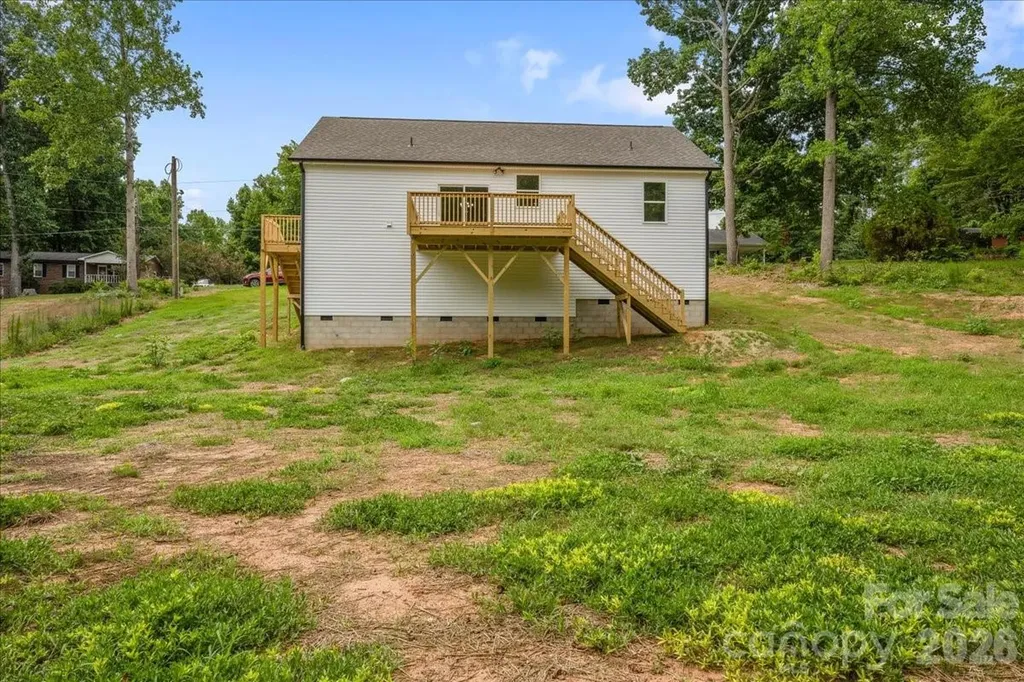 126 Aspen Street Yadkinville NC 27055