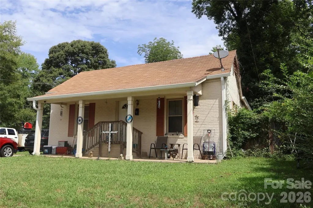 504 Oak Street Mooresville NC 28115