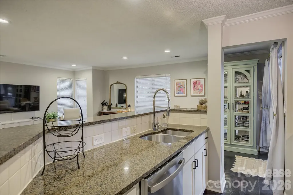 2506 Cranbrook Lane Charlotte NC 28207