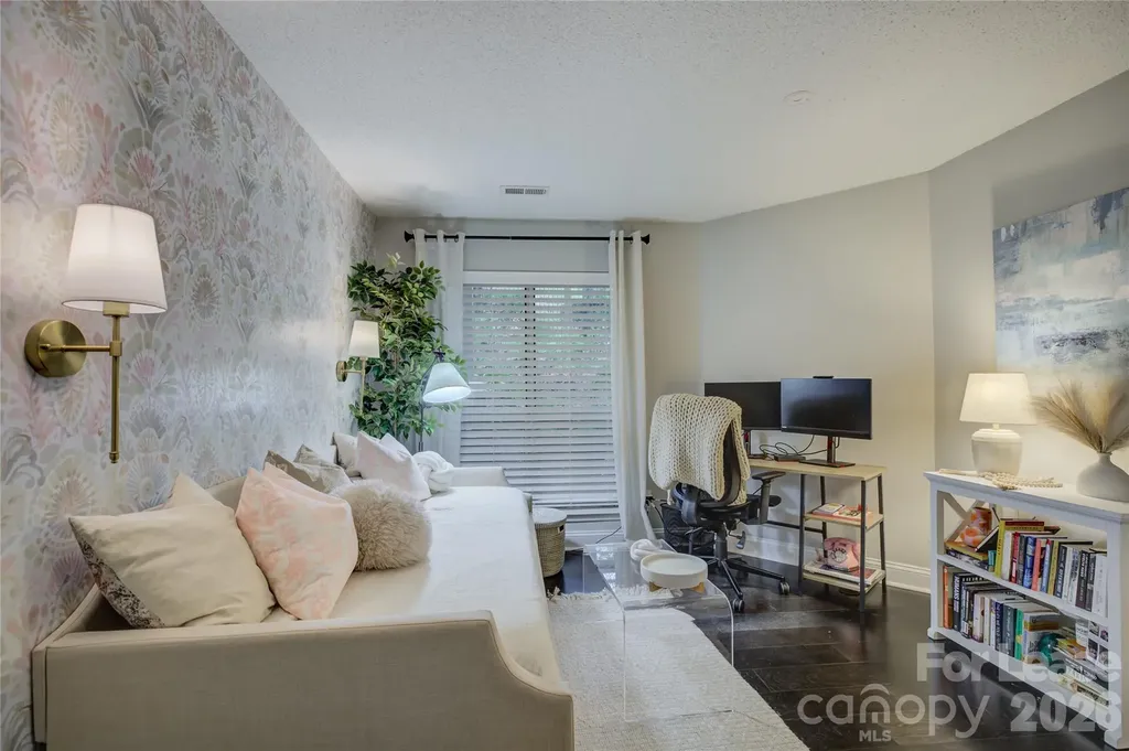 2506 Cranbrook Lane Charlotte NC 28207