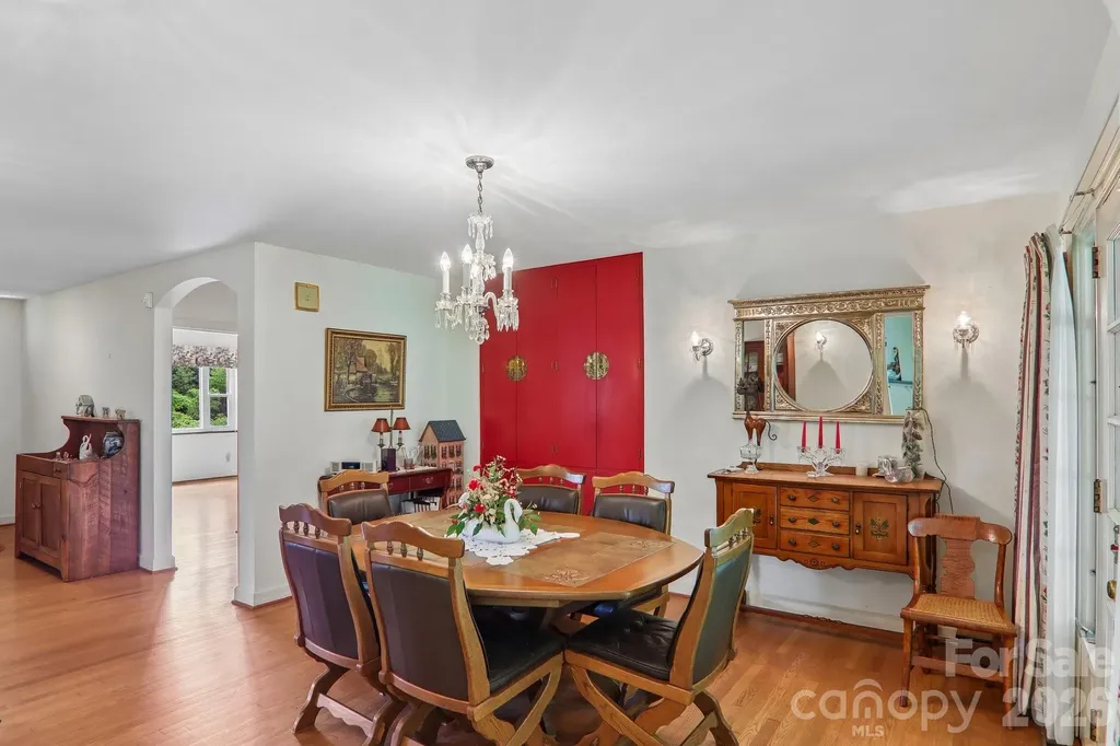 1404 Valmont Drive Hendersonville NC 28791