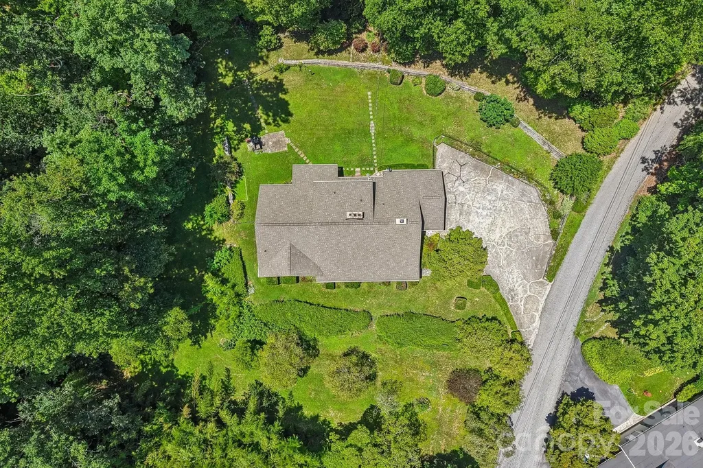 1404 Valmont Drive Hendersonville NC 28791
