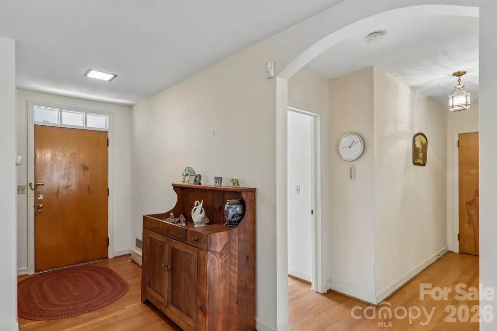 1404 Valmont Drive Hendersonville NC 28791