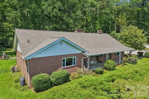 1404 Valmont Drive Hendersonville NC 28791
