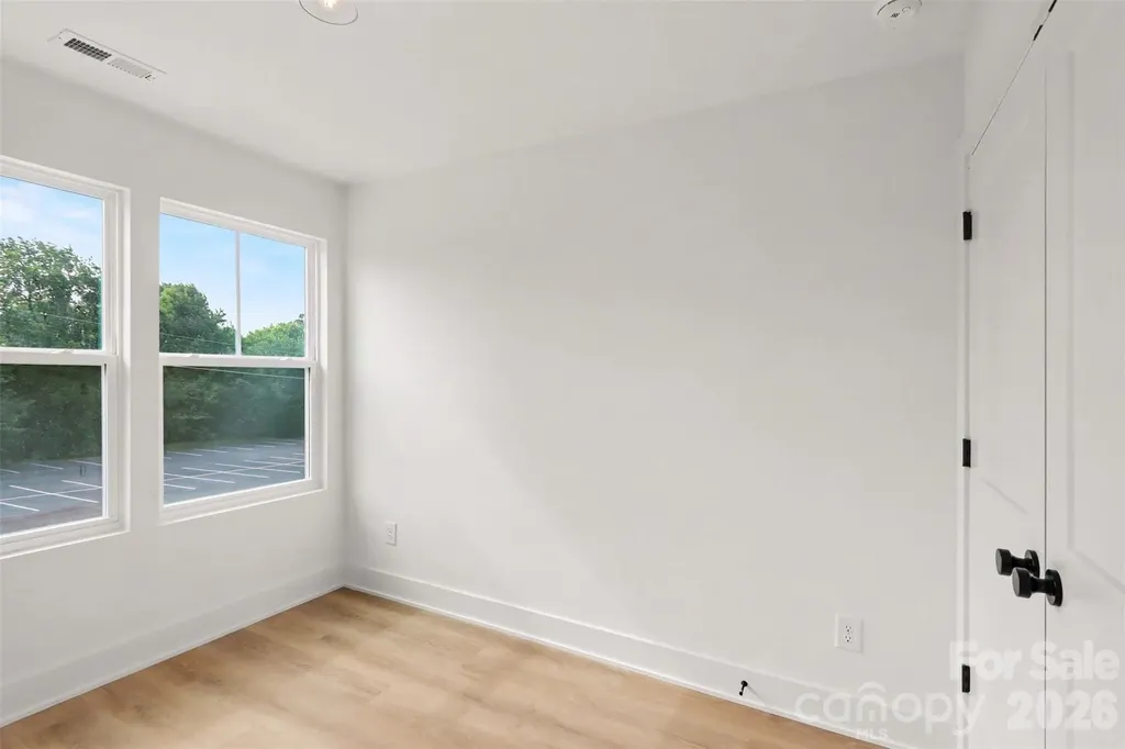 206/208 W Todd Lane Charlotte NC 28208