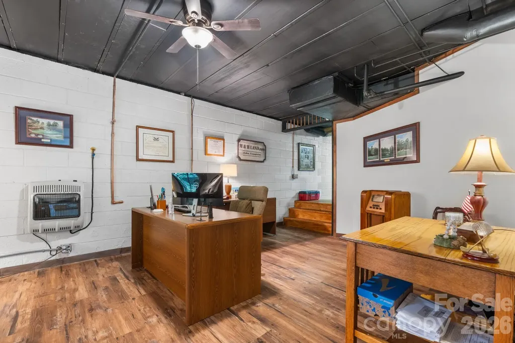 5562 Clearlake Drive Hickory NC 28601