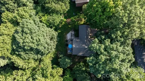 5562 Clearlake Drive Hickory NC 28601