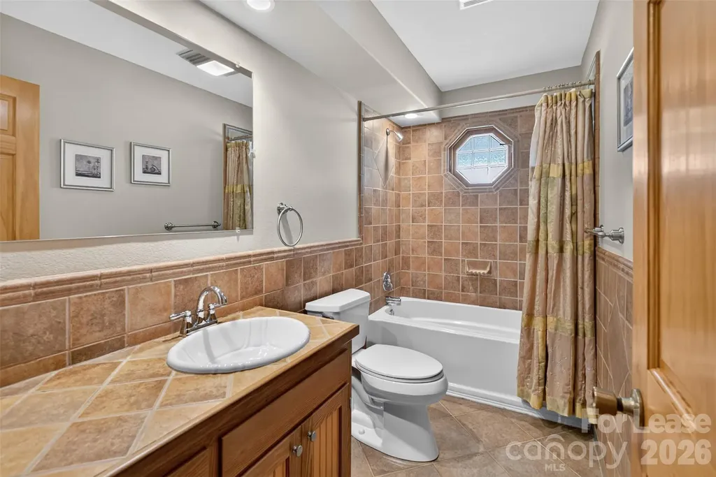 441 Bee Hive Road Columbus NC 28722