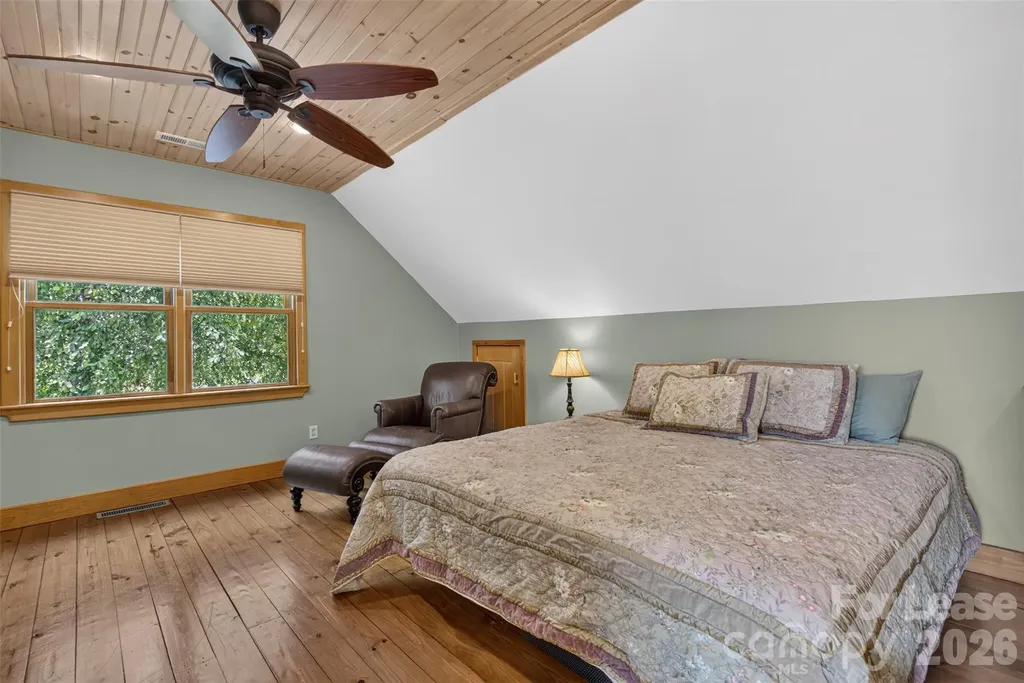 441 Bee Hive Road Columbus NC 28722