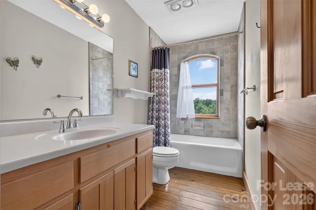 441 Bee Hive Road Columbus NC 28722