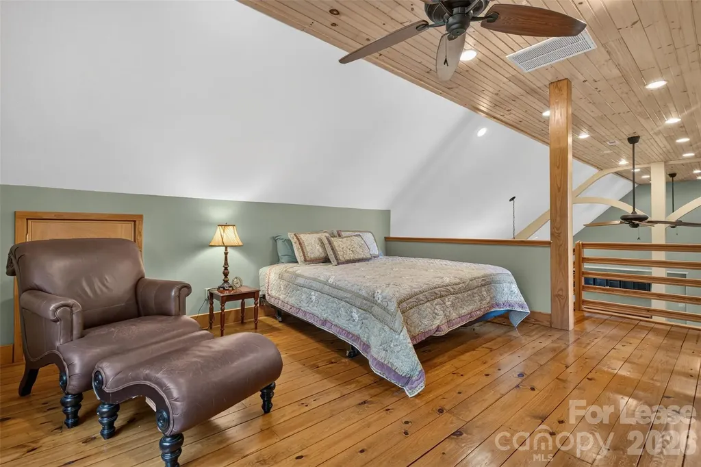 441 Bee Hive Road Columbus NC 28722