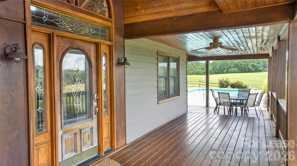 441 Bee Hive Road Columbus NC 28722