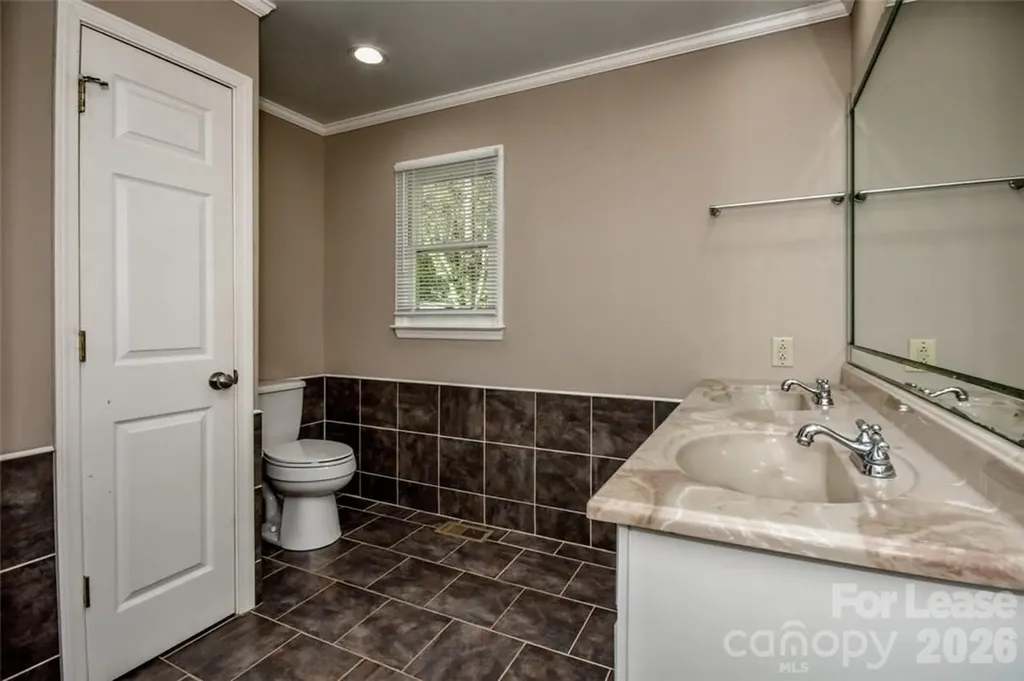 7730 Deer Track Drive Denver NC 28037