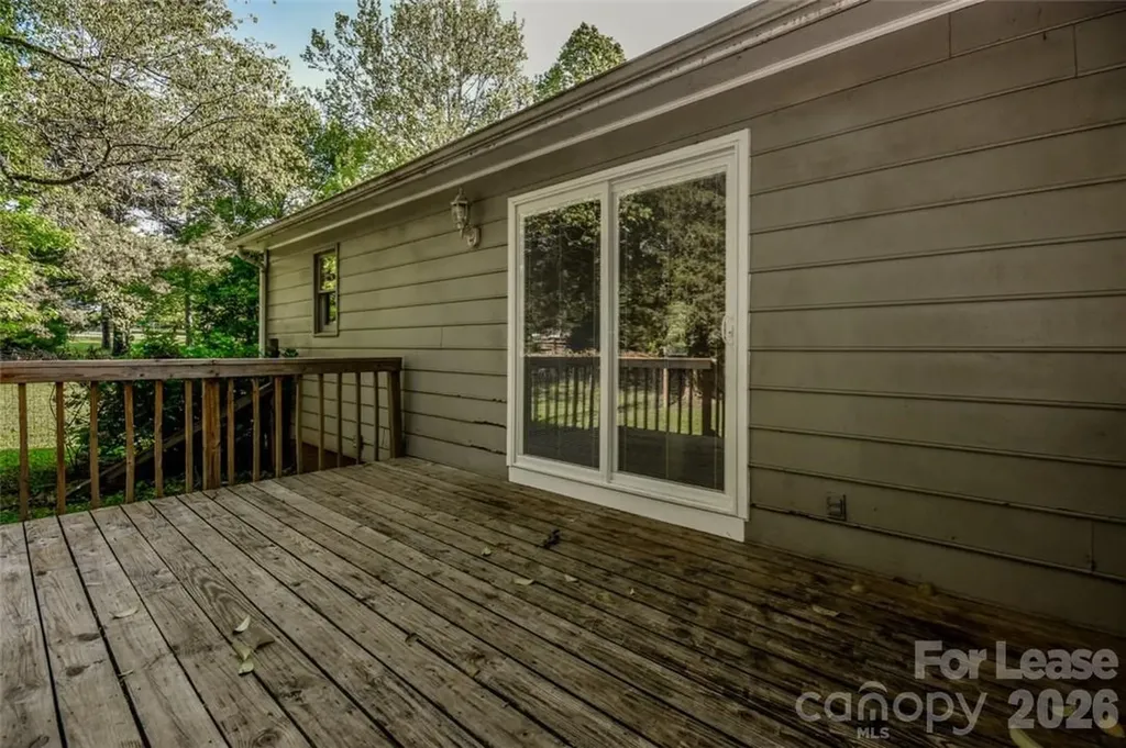 7730 Deer Track Drive Denver NC 28037
