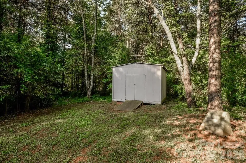 7730 Deer Track Drive Denver NC 28037