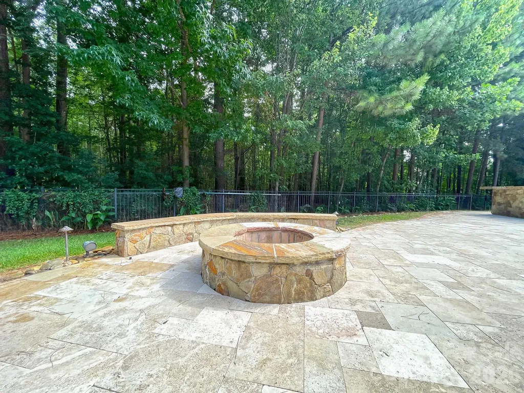 111 Quaker Road Mooresville NC 28117