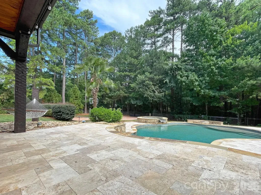 111 Quaker Road Mooresville NC 28117