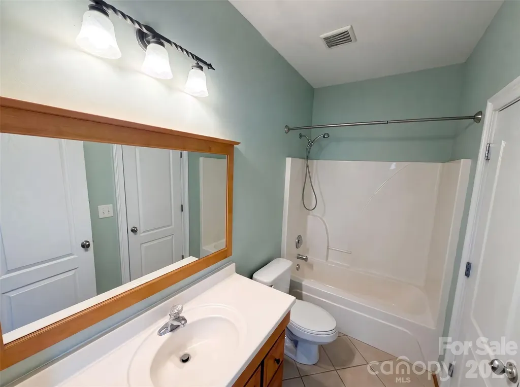 9721 Arlington Oaks Drive Charlotte NC 28227