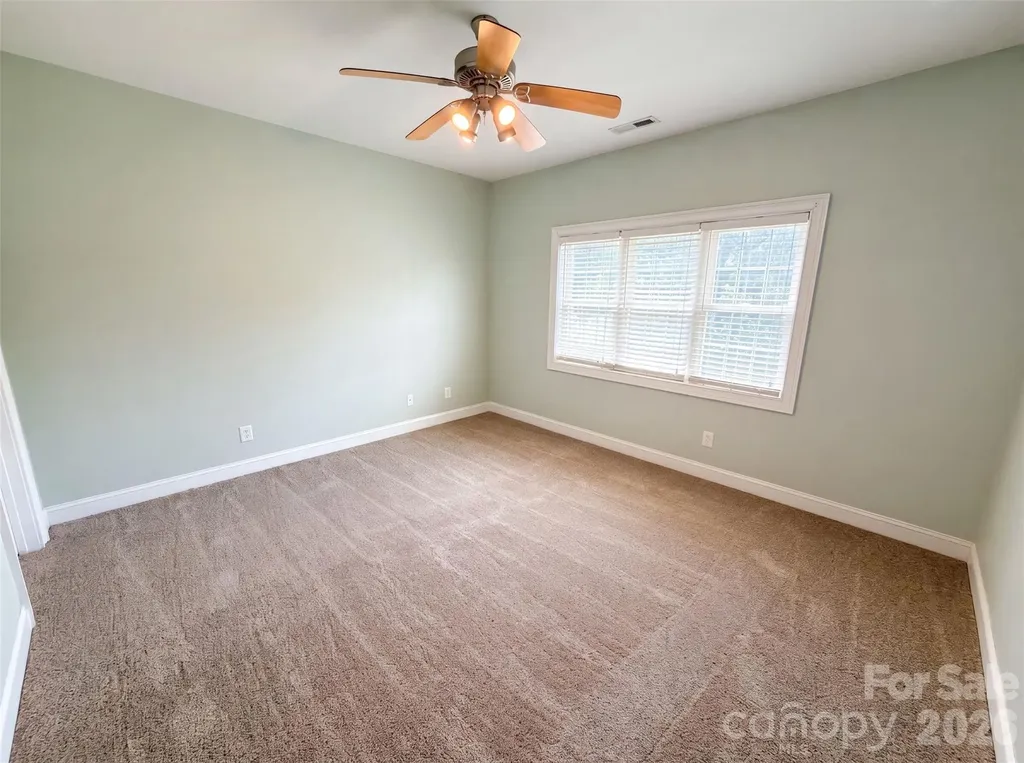 9721 Arlington Oaks Drive Charlotte NC 28227