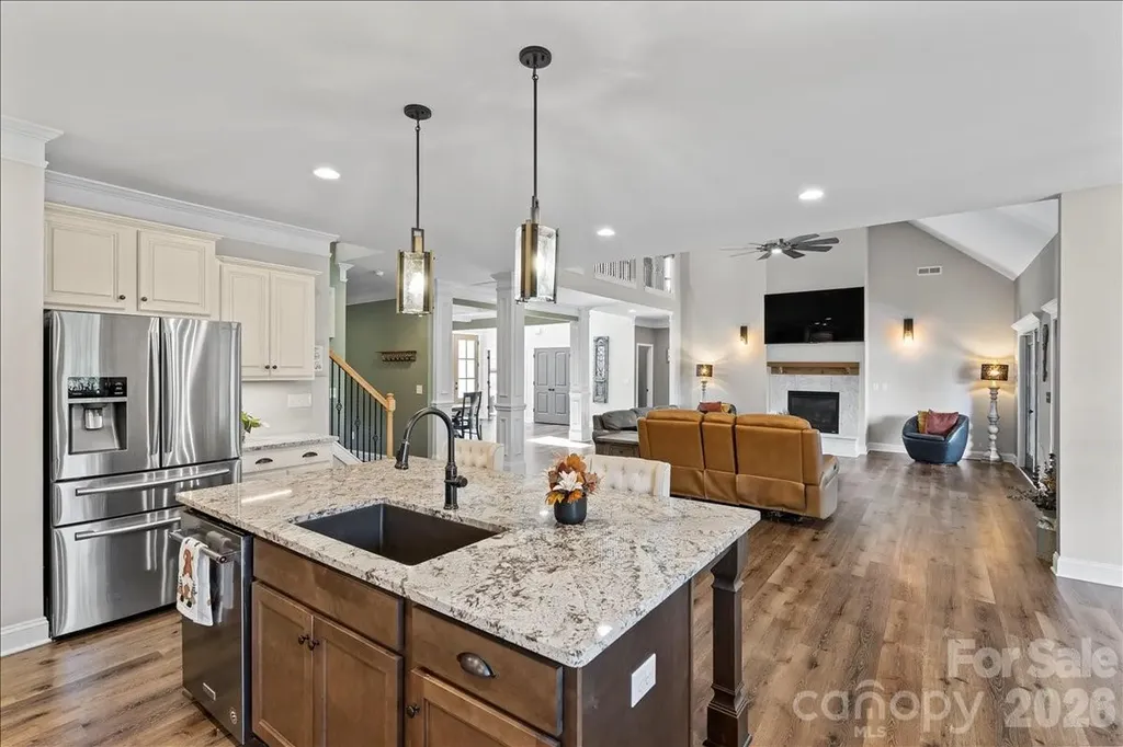 2915 S Point Road Belmont NC 28012