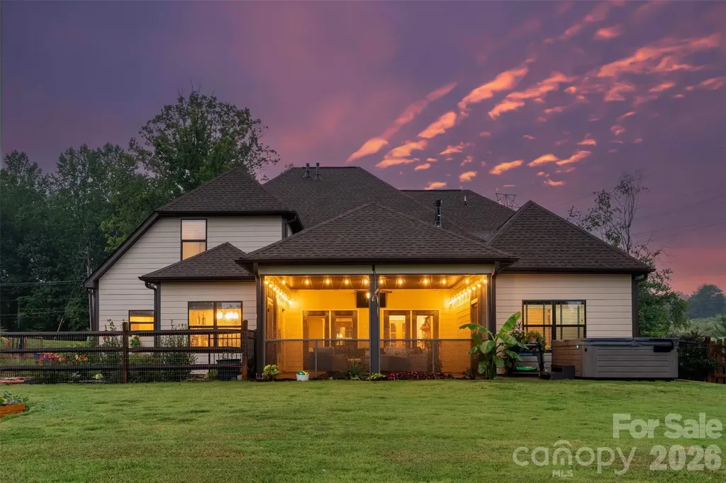 2915 S Point Road Belmont NC 28012