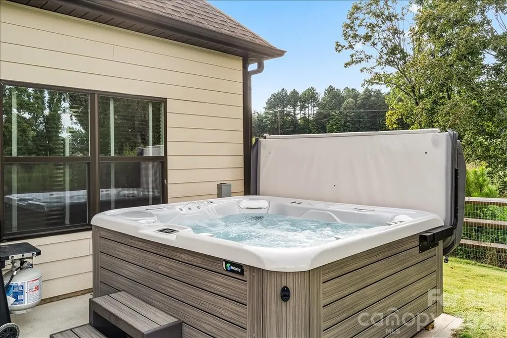 2915 S Point Road Belmont NC 28012