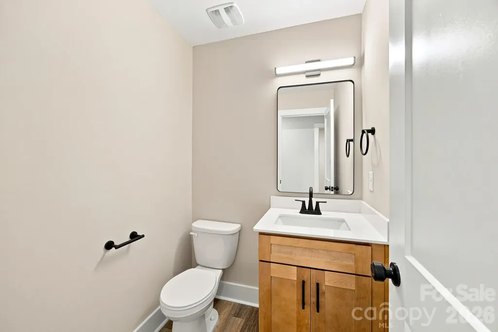 312 North Street Dallas NC 28034