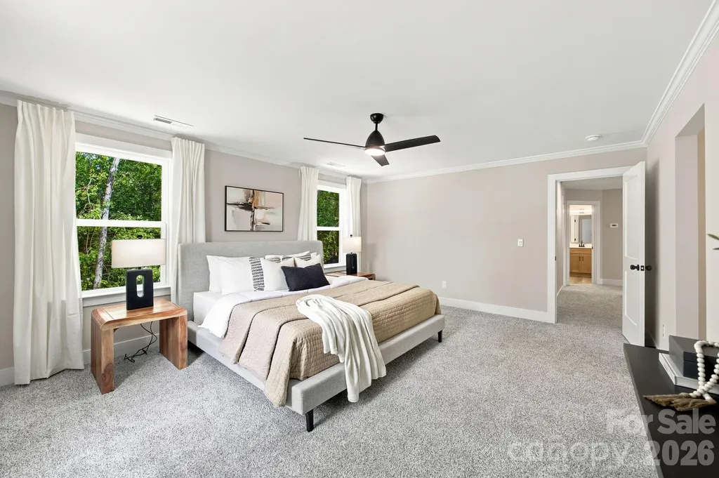 312 North Street Dallas NC 28034