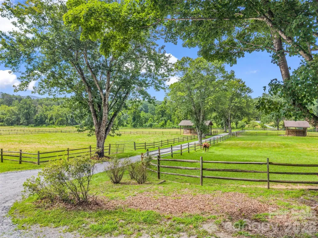 1870 Palmer Road Mill Spring NC 28756