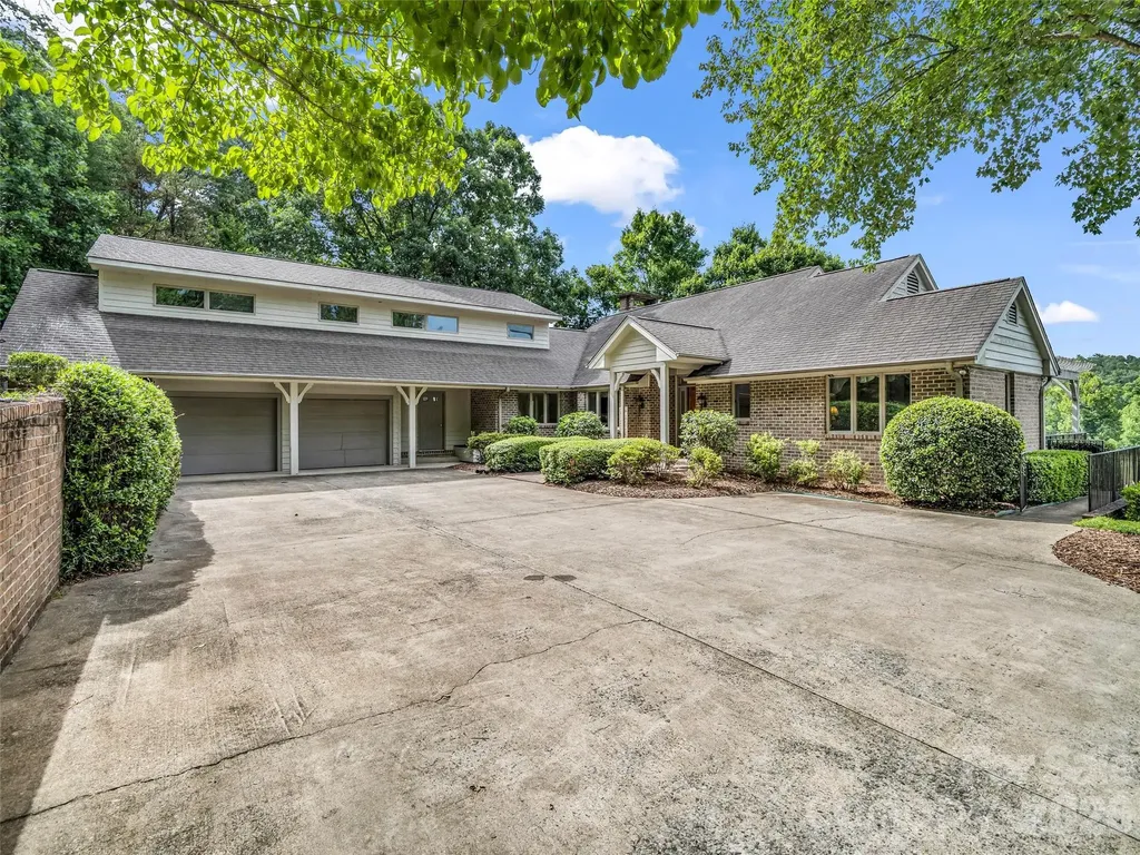 1870 Palmer Road Mill Spring NC 28756