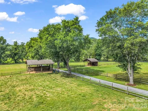 1870 Palmer Road Mill Spring NC 28756