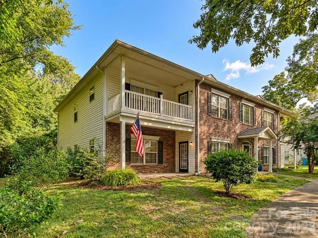 Cornelius NC, 19715 Feriba Place