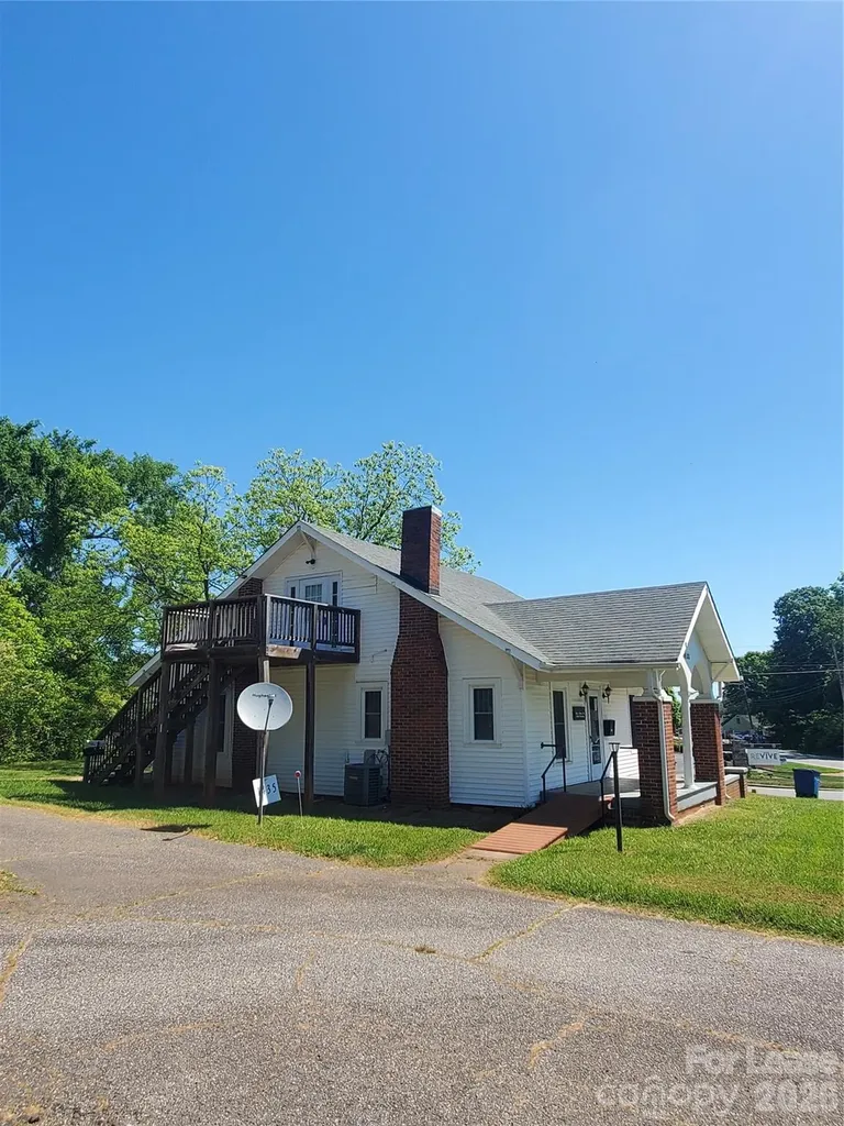 1435 Davie Avenue Statesville NC 28677