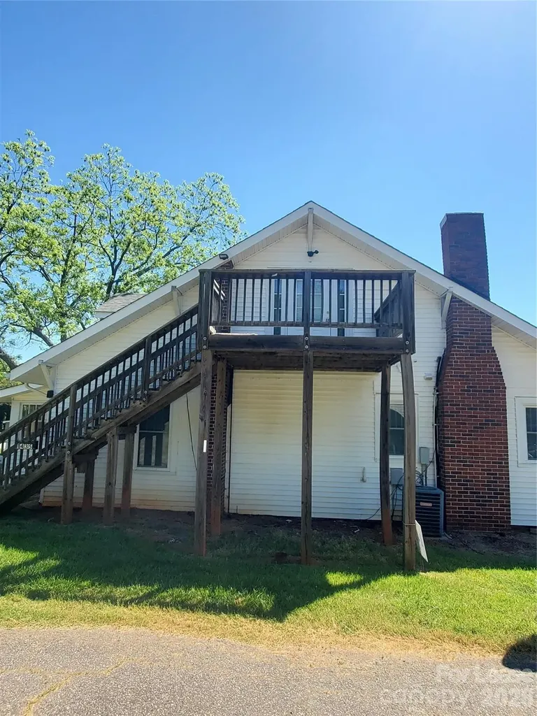 1435 Davie Avenue Statesville NC 28677