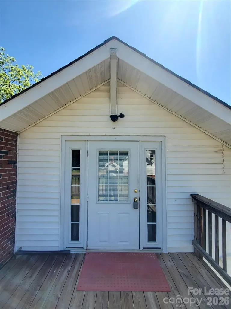 1435 Davie Avenue Statesville NC 28677
