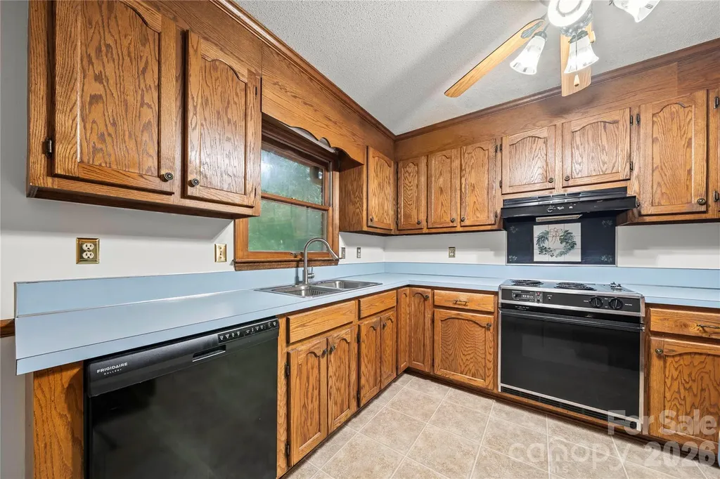 101 Magnolia Lane Mount Holly NC 28120