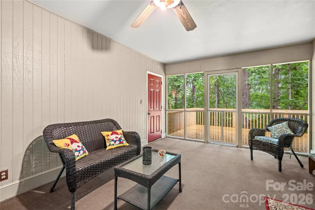 101 Magnolia Lane Mount Holly NC 28120
