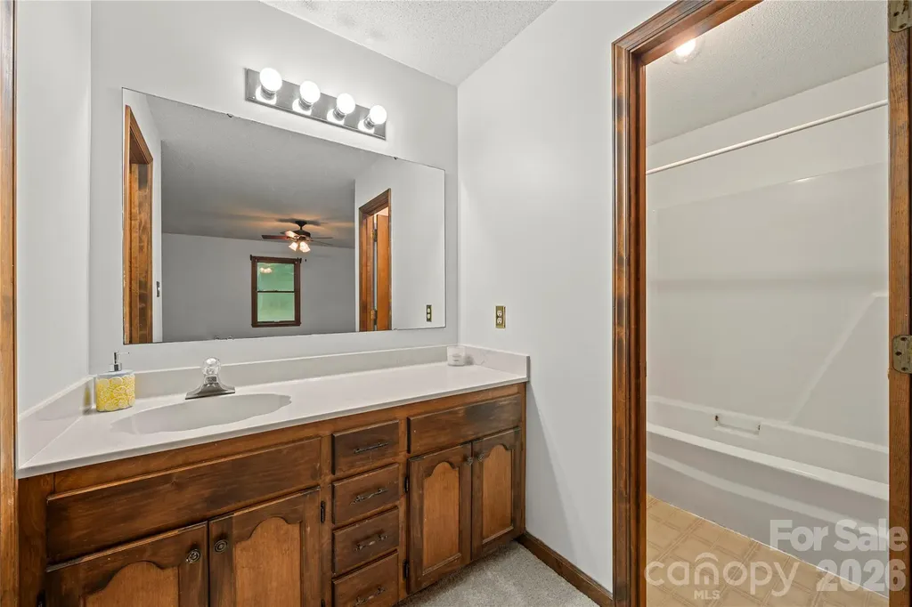 101 Magnolia Lane Mount Holly NC 28120