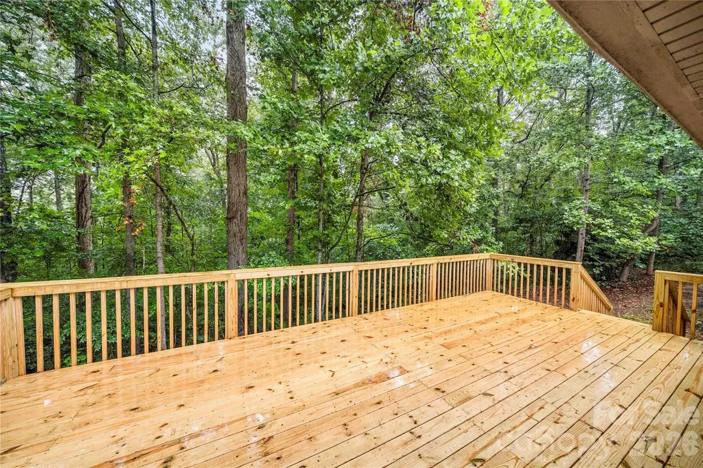 101 Magnolia Lane Mount Holly NC 28120
