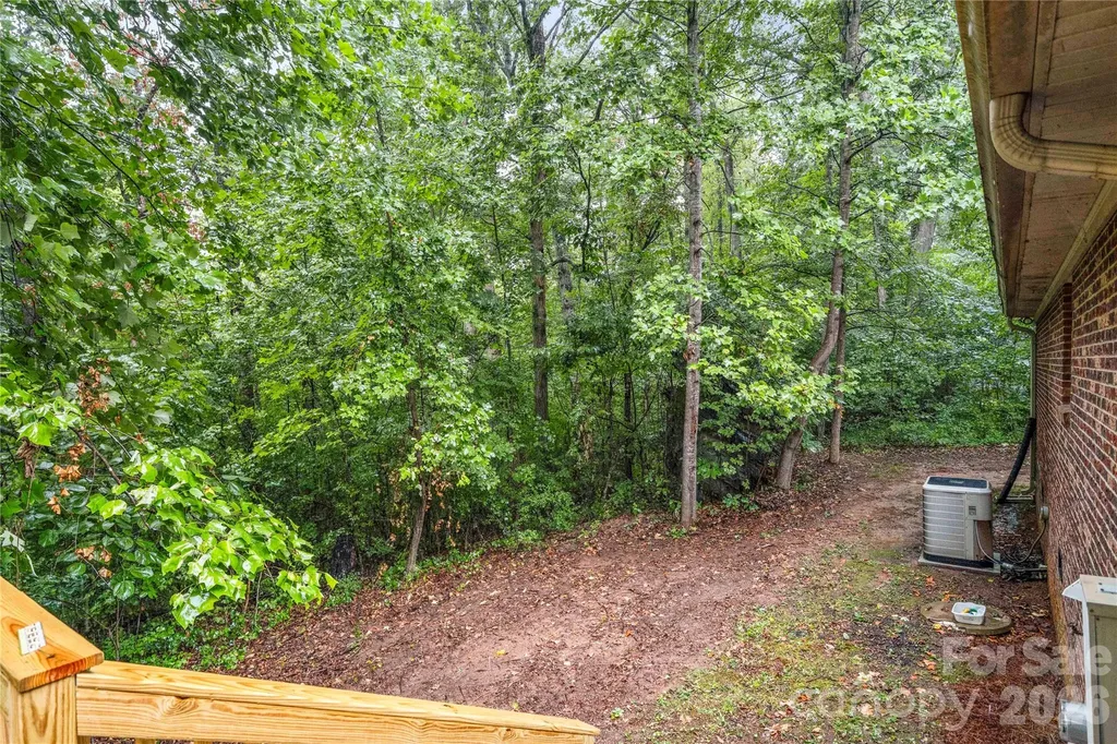 101 Magnolia Lane Mount Holly NC 28120