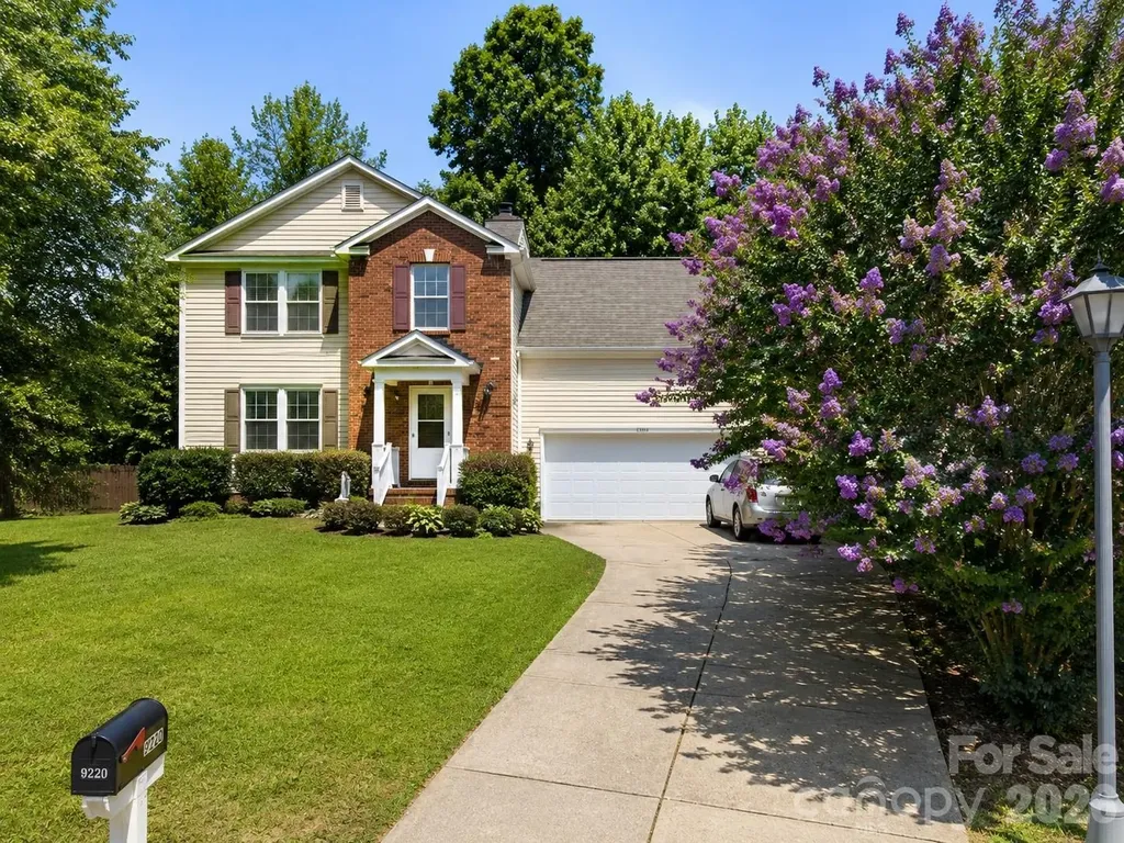 9220 Garnet Field Court Charlotte NC 28269