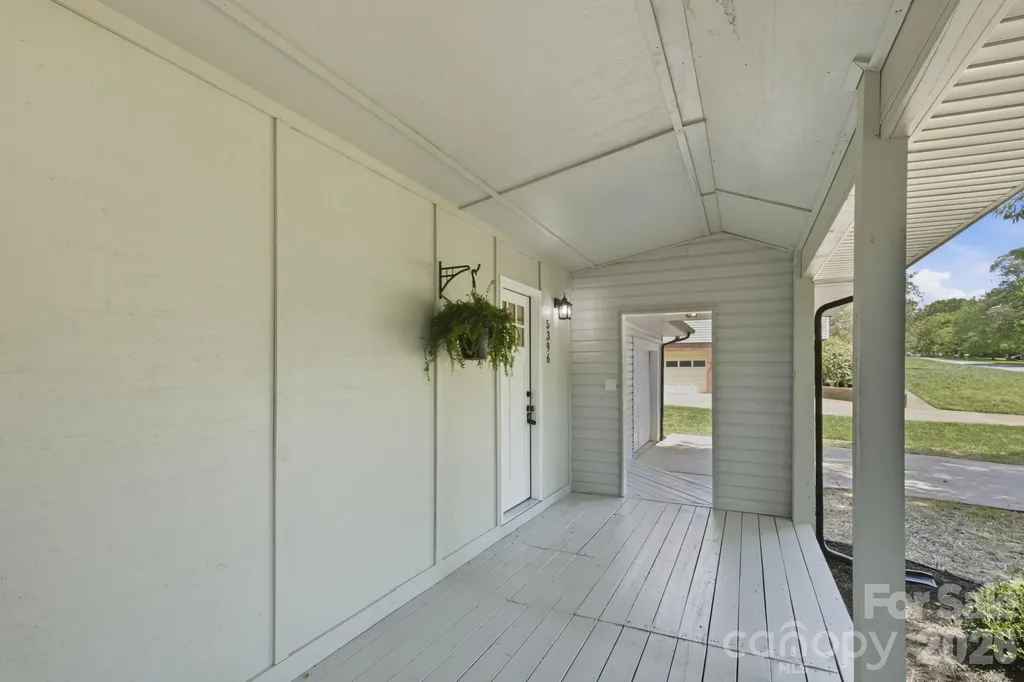 5396 Stonewood Drive Hickory NC 28602