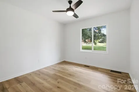 5396 Stonewood Drive Hickory NC 28602