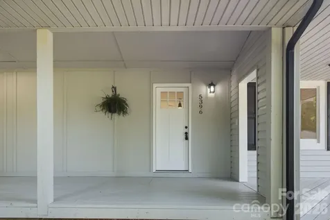 5396 Stonewood Drive Hickory NC 28602