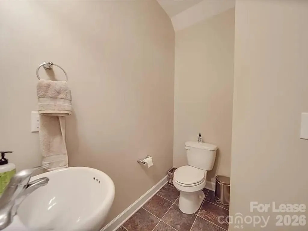 5657 Tipperlinn Way Charlotte NC 28173