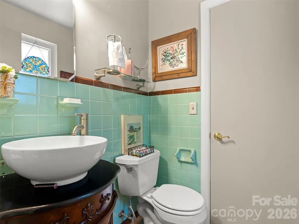 20 S Oak Forest Drive Asheville NC 28803